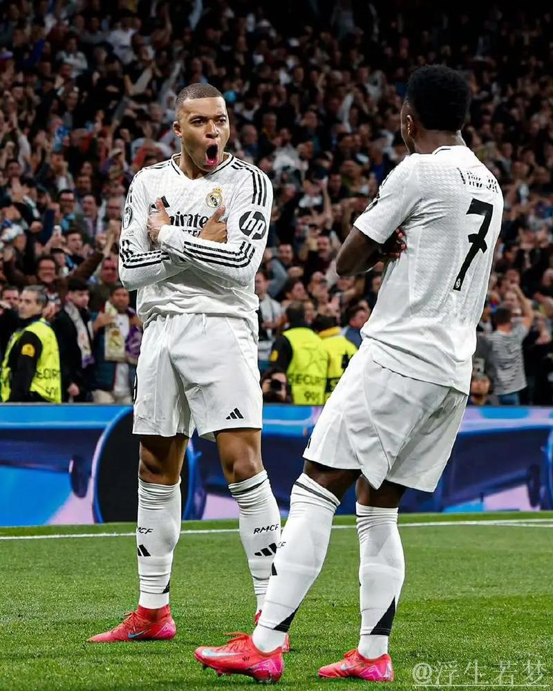 西媒：吕迪格、贝林厄姆和姆巴佩的身体状态近期未达最佳